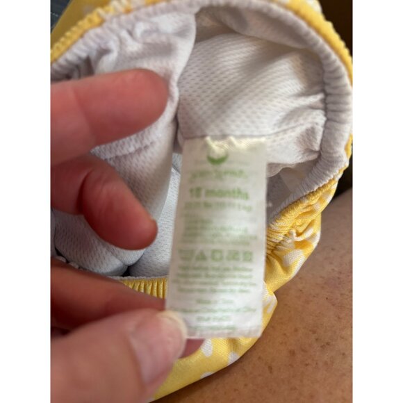 Set Of 3 Baby Swim Diapers 12 Months Play & Pool Swimmers UPF 50+ White Yellow - Picture 8 of 9